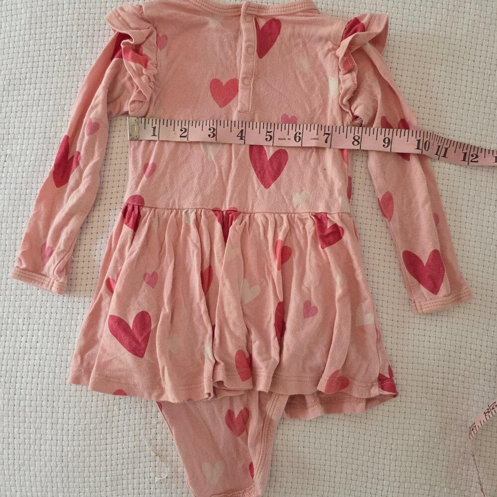 💖 Kyte Baby Twirl Onesie + Bib | Pink Hearts | 6–12 Months - Picture 10 of 15